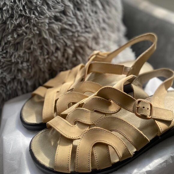 Clarks Springers | Tan Sandals - Picture 1 of 5